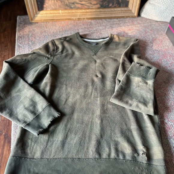 2010’sABERCROMBIE  Distressed Camo Sweatshirt Unisex Size M - Picture 7 of 15